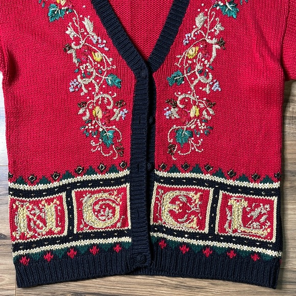 Private Collection Button Front Long Sleeve Granny Christmas Cardigan Sweater - Picture 2 of 4